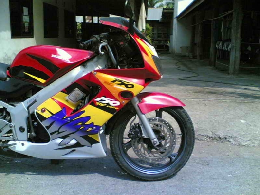 ขาย Nsr150rrw เล่มทะเบียนพร้อมชุดโอนเครื่องดีชุดสีพอใช้ขาย 15500 บาท ขาย Nsr150rrw เล่มทะเบียนพร้อมชุดโอนเครื่องดีชุดสีพอใช้ขาย 15500 บาท