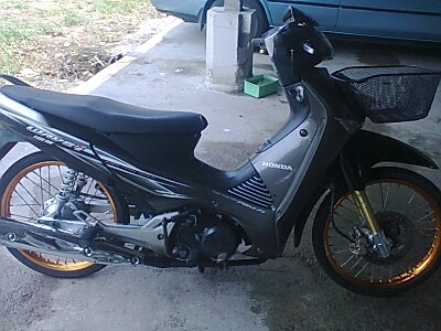 ขายเวฟ125  ไอเครื่องเดิม ไม่เคยแกะ แต่งสวยนิดหน่อย ราคา 22000 บาท