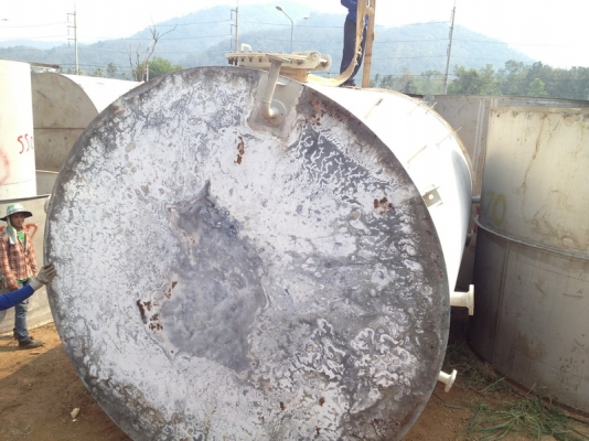 ขายถังเหล็กขนาด 30,000 ลิตร สภาพสวยมาก ราคาไม่แพง..