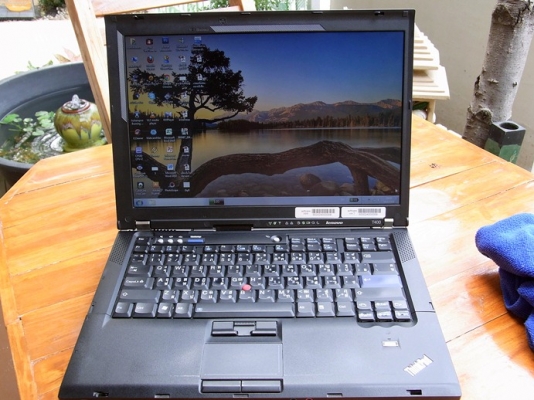 (ขายไปเรียบร้อยแล้วครับ)บางใหญ่ thinkpad t400 ตัวแรงมี ช่องใส่การ์ด และ สแกนลายนื้วมือครับ