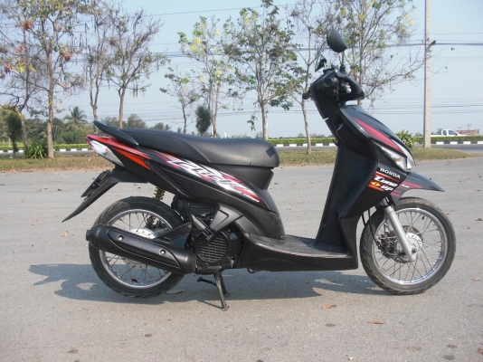 Honda click (red)ปี 49