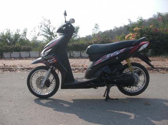 Honda click (red)ปี 49