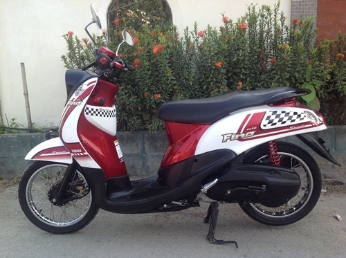 ขายfinoสีเเดงขาว ปี2554