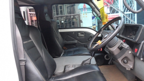 ขายรถตู้ THAIRUNG  ดีเซล 2500 CC. Terbo  113 แรงม้า พวงมาลัยเพาเวอร์