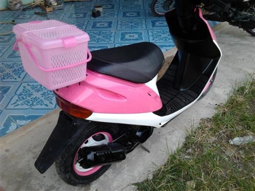 ขาย HONDA DIO AF 27  สีหวาน ๆ ส่งได้ครับ 7000 รวมส่ง