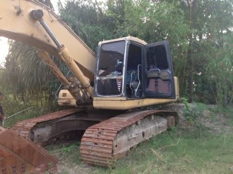 KOMATSU PC300-6 ไฟฟ้าครบ ใช้งาน1XXXXช.มเล่มทะเบียน