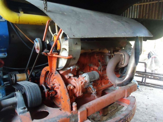 พ  เจริญการช่าง 12ht  240แรงม้า อุ้ม  2.5  สภาพดี