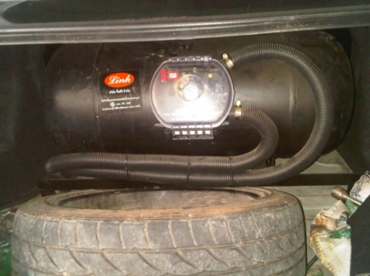 ขาย toyota vios 04 E  เครือง 7A 1800ccแก๊สลงเล่มแล้ว 130000โทร 081-0749610