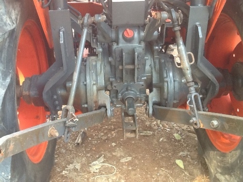 คูโบต้า L4508 4 WD 2 เพลาใบมีดดันหน้าตราช้าง พร้อมใช้งานครับ