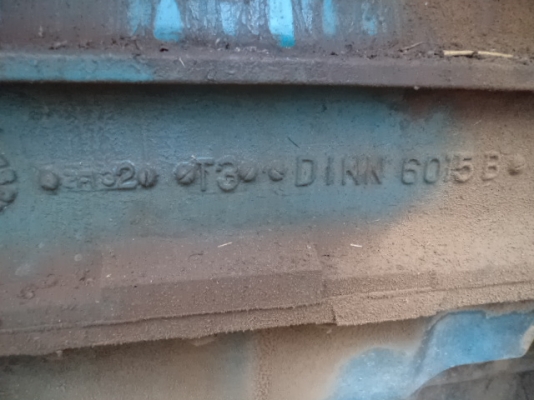 ขายรถไถฟอร์ด 2เพลาราคาถูกๆ ภาษีเต็มเล่มพร้อมโอน  สภาพพร้อมใช้คับ