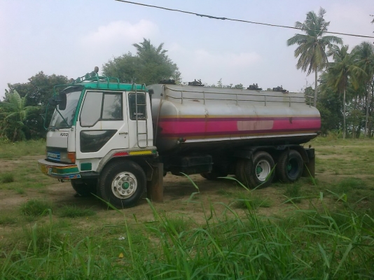 ขายMITSUBISHI พ่วงแม่ลูกแท๊งน้ำ1600ลิตร  สภาพสวยพร้อมใช้ ติดต่อได้ที่คุณ อ๊อฟ พิจิตร 086-737-9991