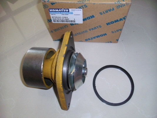 Spare part 6735-61-1501 WATER PUMP ASS'Y (Komatsu)