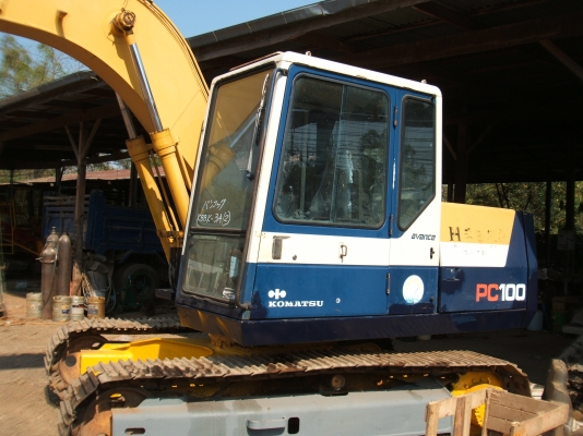 ขายด่วน แมคโคร PC100-5  เก่านอก ไม่เคยใช้งานในบ้านเรา ไฟฟ้า-แอร์-โซ่-ลอนเลอร์ดี  ปั้มดี เครื่องดี 90\%  เอกสารใบอินวอยส์