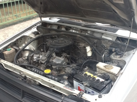 NISSAN SUNNY FF ปี 93 รถมือเดียวที่บ้านครับ NISSAN SUNNY FF ปี 93 รถมือเดียวที่บ้านครับ