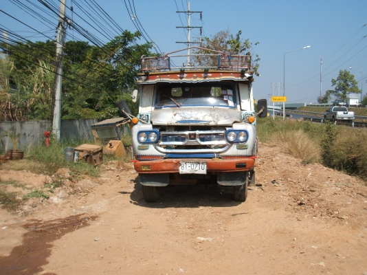 ขายด่วน รถสิบล้อ หัวยาว บรรทุกรถเกี่ยว เครื่องยนต์ 165 แรงม้า 1 เพลา