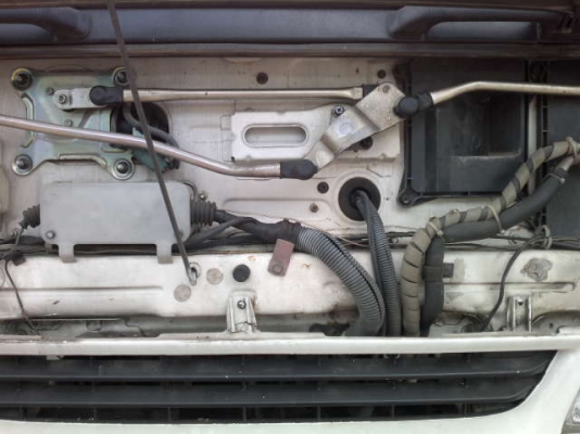 รถอิซูซุ 10 ล้อ รั้ว FVM 230 แรงม้า  ปี 50  สนใจติดต่อ 081 - 6079515