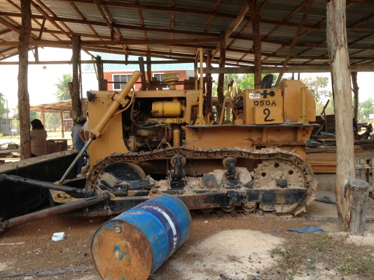 ขายรถแทรคเตอร์ถูกๆๆ KOMATSU D50A ขายรถแทรคเตอร์ถูกๆๆ KOMATSU D50A