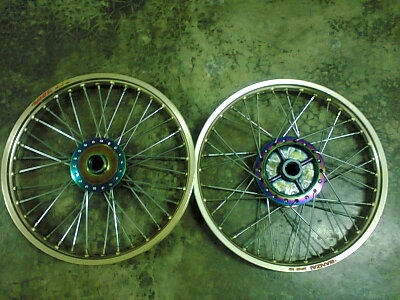 ขายชุดล้อเวฟ125ดิจิตอล ดุมชุบรุ้งแท้ ล้อใหม่ ลวดชุบ