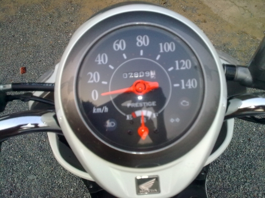 ขาย scoopy i ตัวล่าสุด ปี 55 รถ 8 เดือน วิ่ง4400โลเดิมสนิท