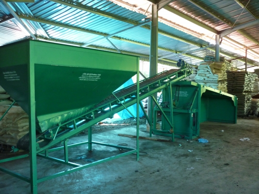 รับสร้างโรงงานผลิตปุ๋ยอินทรีย์ ปุ๋ยมูลไก่อัดเม็ด กำลังผลิตตั้งแต่ 10-100 ตัน/วัน