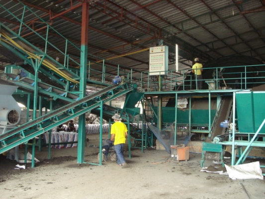 รับสร้างโรงงานผลิตปุ๋ยอินทรีย์ ปุ๋ยมูลไก่อัดเม็ด กำลังผลิตตั้งแต่ 10-100 ตัน/วัน