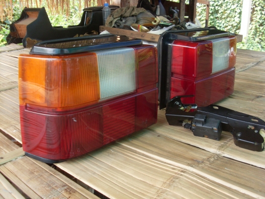 ไฟท้ายซีตรองBX