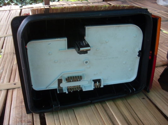 ไฟท้ายซีตรองBX