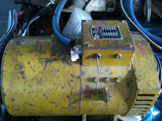 ขายครับ ไดร์ปั่นไฟ 10 KW.  จัดส่งได้ครับ