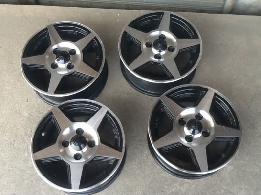 ขายแม็กขอบ 13 4รู100 กว้าง5.5 สภาพ90\% ครบชุด4วง