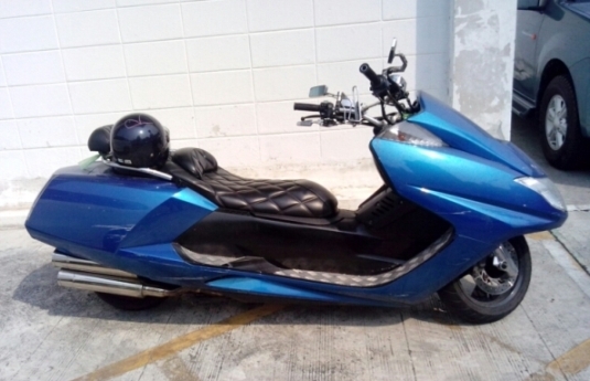 ขายด่วน Ducati , yamaha xjr , yamaha maxam สนใจคลิ๊กเลย