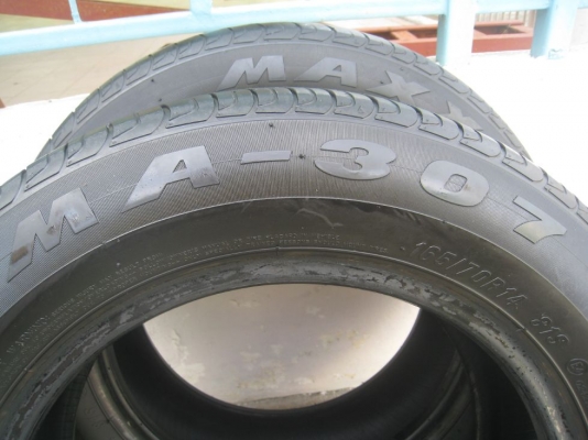 ขายยาง maxxis ma-307 165/70r14 ปี11(1คู่)(081-3747940)