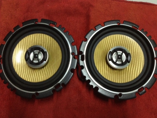 ลำโพง Pioneer Carizzoria รุ่น TS-J1600A 6 นิ้ว