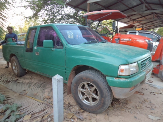 ขายรถกะบะแค็บอีซูซุ ปี33 พวงมาลัยเพาเวอร์ ล้อแม็กสภาพดีพร้อมใช้