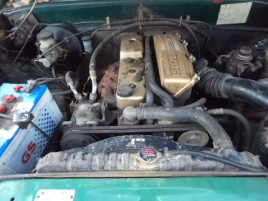 ขายรถกะบะแค็บอีซูซุ ปี33 พวงมาลัยเพาเวอร์ ล้อแม็กสภาพดีพร้อมใช้