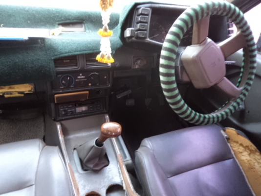 ขายรถกะบะแค็บอีซูซุ ปี33 พวงมาลัยเพาเวอร์ ล้อแม็กสภาพดีพร้อมใช้