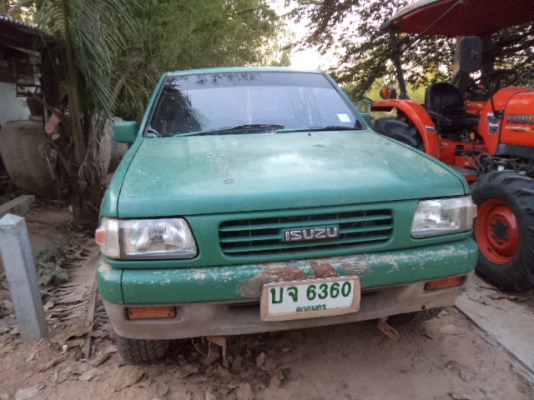 ขายรถกะบะแค็บอีซูซุ ปี33 พวงมาลัยเพาเวอร์ ล้อแม็กสภาพดีพร้อมใช้