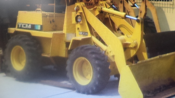 808A-06099 รถตักล้อยาง TCM รถเก่าจากญี่ปุ่นครับ