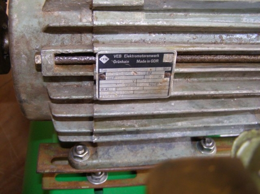 ขายปั๊มลมลูกสูบแบบสายพาน