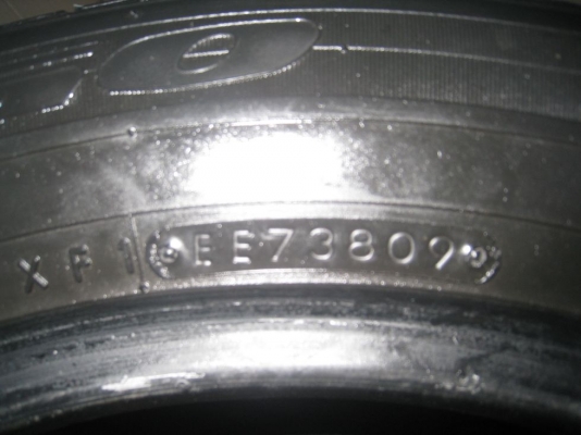 ขายเศษยาง nitto nt650 215/60r16 ปี09(1เส้น)(081-3747940)