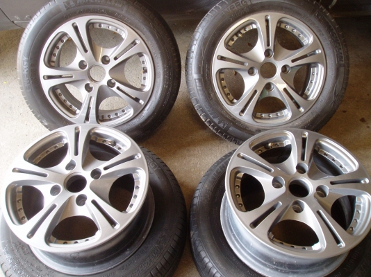 ขายล้อแม็กขอบ14พร้อมยางถูกๆ