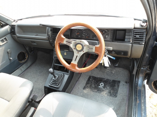 ขายรถเก๋ง ยี่ห้อ RENAULT 19 (รถเก๋งสองตอน), สีน้ำเงิน, 1990 ขายรถเก๋ง ยี่ห้อ RENAULT 19 (รถเก๋งสองตอน), สีน้ำเงิน, 1990