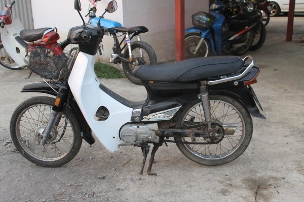 ขายดรีมคุรุสีดำใหม่ เครื่องดีทะเบียนโอนภาษีไม่ขาดต่อ