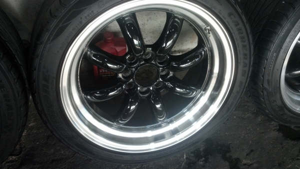 ล้อกล้วยๆขอบ 16 ออฟลึกๆ ล้นๆ 4 รู 100และ114 ยางปี12