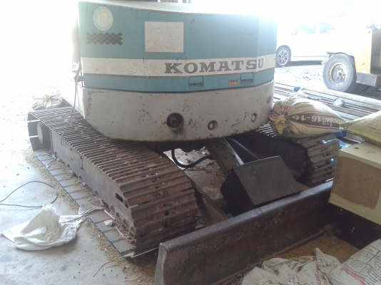 ขายแบคโค PC38UU-1  สภาพพร้อมใช้งาน สนใจโทร 085-7698049