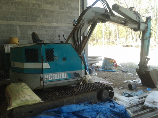 ขายแบคโค PC38UU-1  สภาพพร้อมใช้งาน สนใจโทร 085-7698049