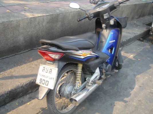 อยู่ห้วยขวางขาย Honda Wave100s ปี51 รถเครื่องเดิมไม่เคยเเกะ