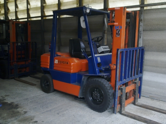 ขายเหมา Forklift Toyota 10คัน ขายเหมา Forklift Toyota 10คัน