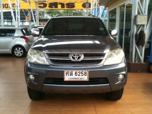 TOYOTA FORTUNER 2.7 เบนซิน ติดแก๊สแล้ว วิ่งไม่เยอะ