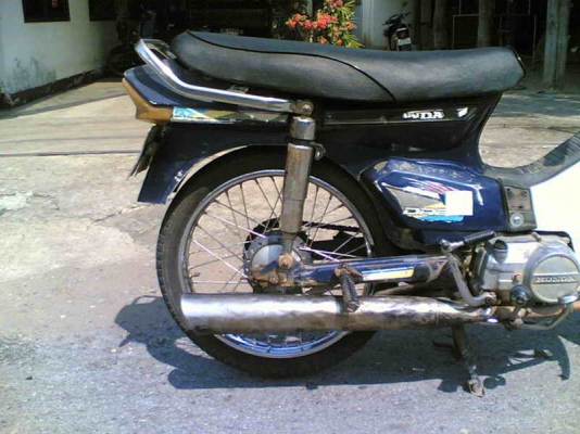 ขายดรีมคุรุสภา(น้ำเงิน)เล่มทะเบียนพร้อมโอน เครื่องดีอะไหล่เดิมขาย 9500 บาท