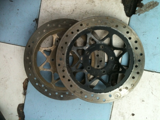 ขายอะไหล่มอไซหลายอย่างครับ ขายอะไหล่มอไซหลายอย่างครับ